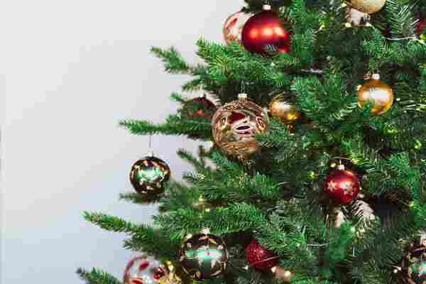 Decorar el árbol de Navidad: reglas y consejos